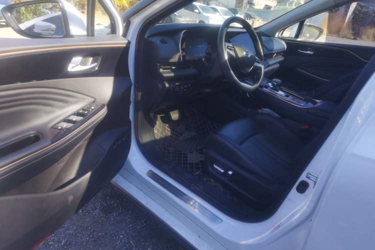 Used GAC Group Toyota iA5 2019 Luxury Edition Driver Seat