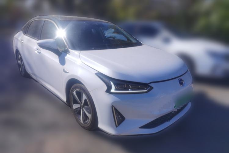 Used GAC Group Toyota iA5 2019 Luxury Edition Front Right 45 Deg