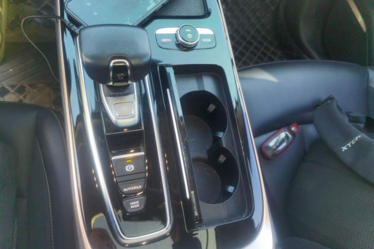 Used GAC Group Toyota iA5 2019 Luxury Edition Gear Lever
