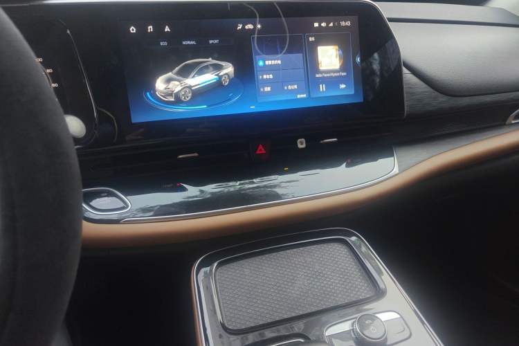 Used GAC Group Toyota iA5 2019 Luxury Edition Audio And AC Panel