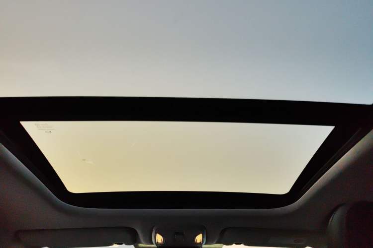 Used GAC Group Toyota iA5 2019 Luxury Edition Headliner