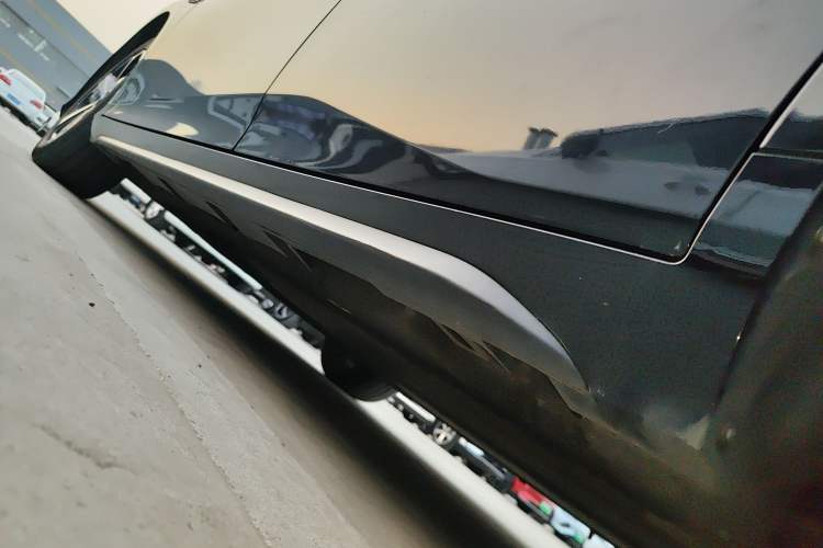 Used GAC Group Toyota iA5 2019 Luxury Edition Left Side Sill