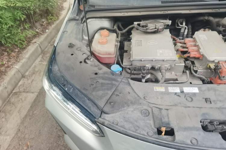 Used GAC Group Toyota iA5 2019 Leading Edition Engine Bay Right