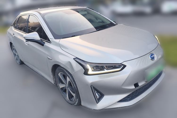 Used GAC Group Toyota iA5 2019 Leading Edition Front Right 45 Deg