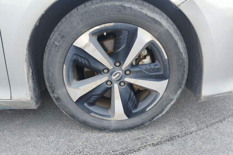 Used GAC Group Toyota iA5 2019 Leading Edition Right Front Wheel Hub