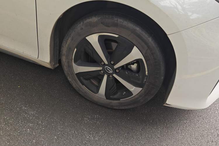 Used GAC Group Toyota iA5 2019 Luxury Edition Right Front Wheel Hub