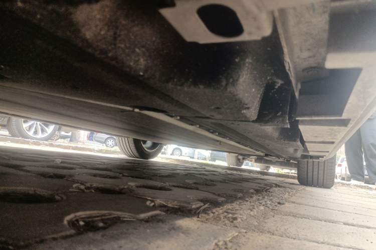 Used GAC Group Toyota iA5 2019 Deluxe Edition Chassis Front Left