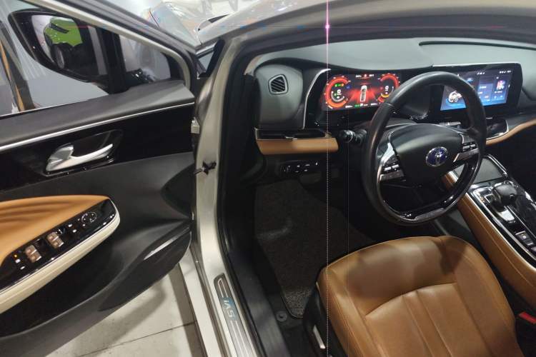 Used GAC Group Toyota iA5 2019 Luxury Edition Driver Seat