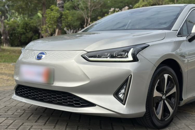 Used GAC Group Toyota iA5 2019 Luxury Edition Exterior 12