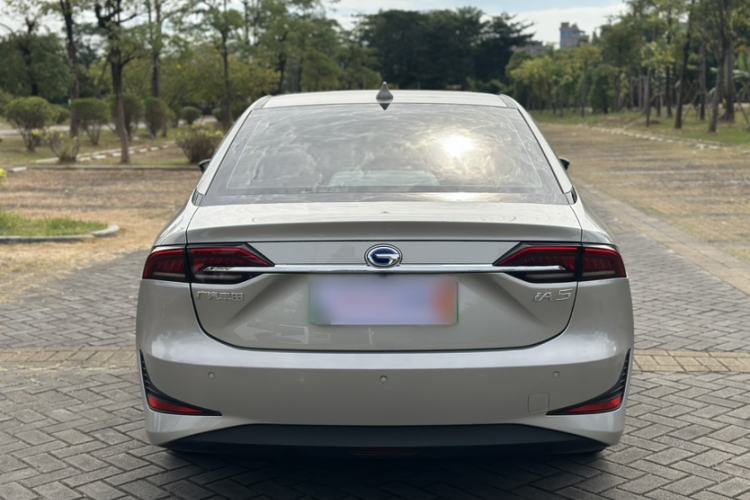 Used GAC Group Toyota iA5 2019 Luxury Edition Exterior 14