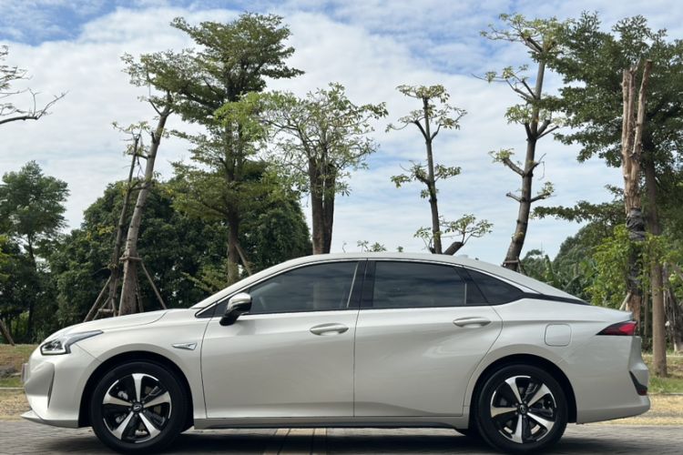 Used GAC Group Toyota iA5 2019 Luxury Edition Exterior 3