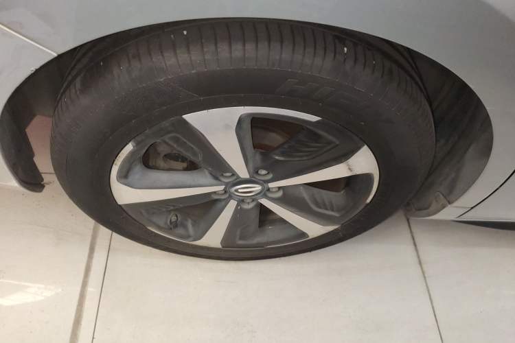Used GAC Group Toyota iA5 2019 Luxury Edition Exterior 4