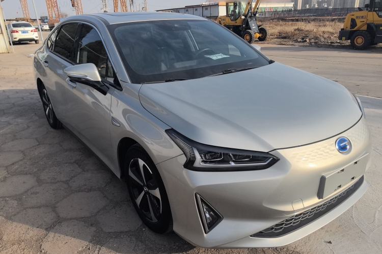Used GAC Group Toyota iA5 2019 Luxury Edition Front Right 45 Deg