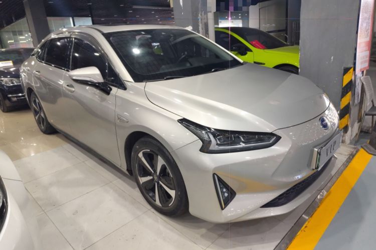 Used GAC Group Toyota iA5 2019 Luxury Edition Front Right 45 Deg
