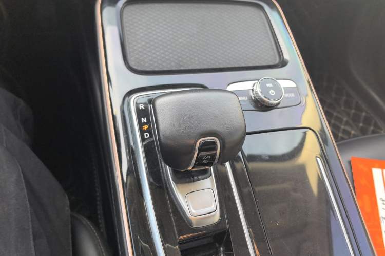 Used GAC Group Toyota iA5 2019 Luxury Edition Gear Lever