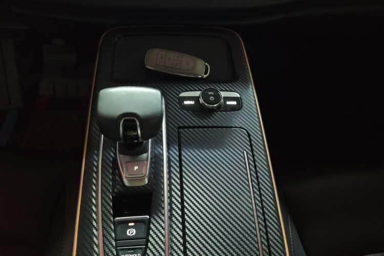 Used GAC Group Toyota iA5 2019 Luxury Edition Gear Lever