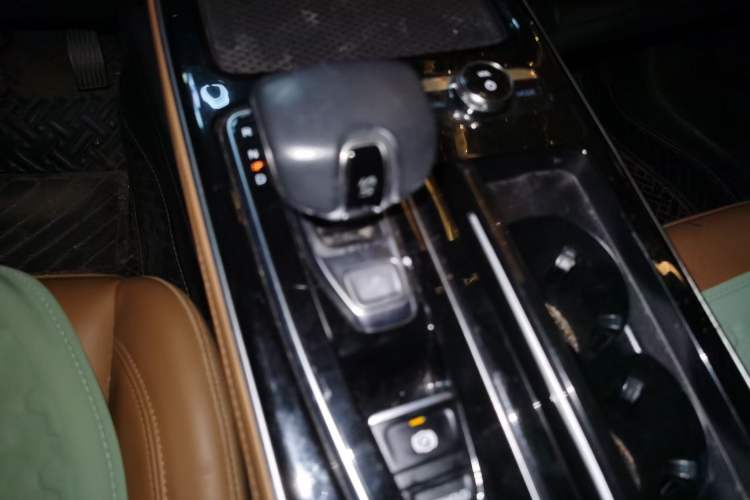 Used GAC Group Toyota iA5 2019 Leading Edition Gear Lever