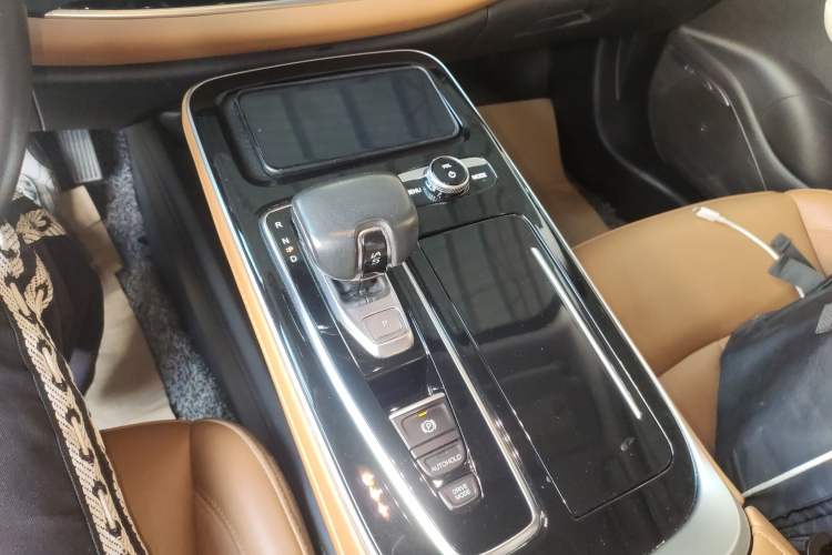 Used GAC Group Toyota iA5 2019 Luxury Edition Gear Lever