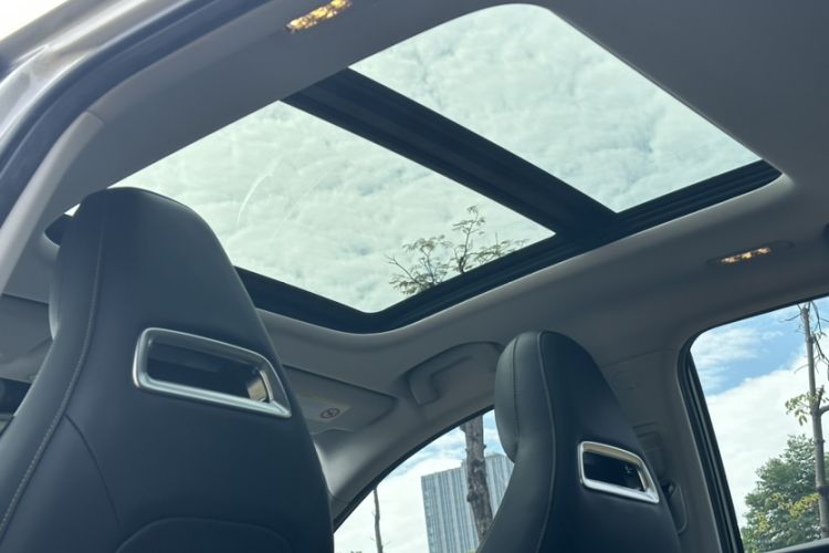 Used GAC Group Toyota iA5 2019 Luxury Edition Headliner