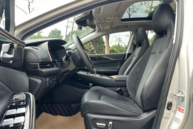 Used GAC Group Toyota iA5 2019 Luxury Edition Left Front Seat