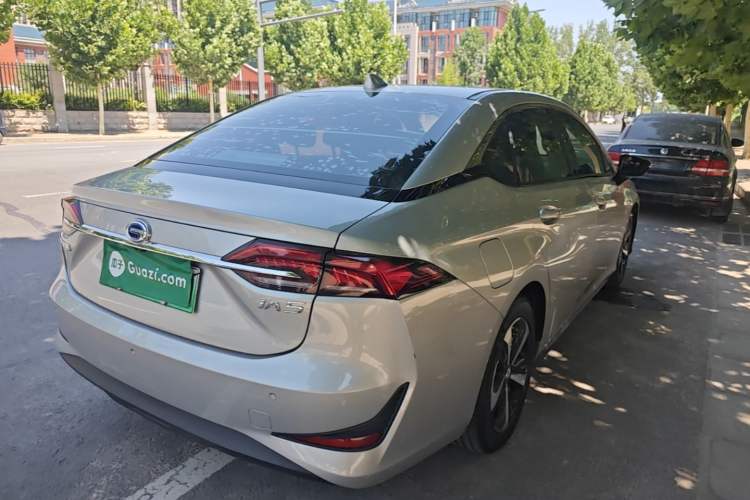 Used GAC Group Toyota iA5 2019 Leading Edition Rear Right 45 Deg