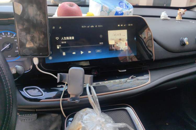 Used GAC Group Toyota iA5 2019 Leading Edition Audio And AC Panel