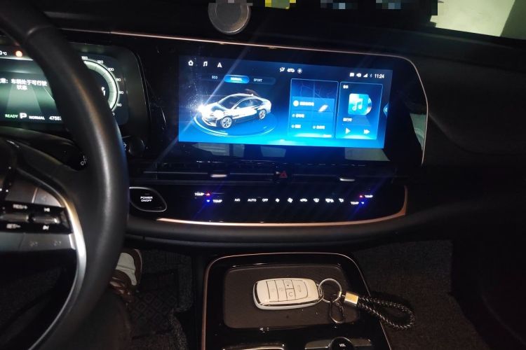 Used GAC Group Toyota iA5 2019 Luxury Edition Audio And AC Panel
