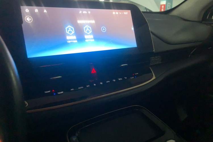 Used GAC Group Toyota iA5 2019 Luxury Edition Audio And AC Panel