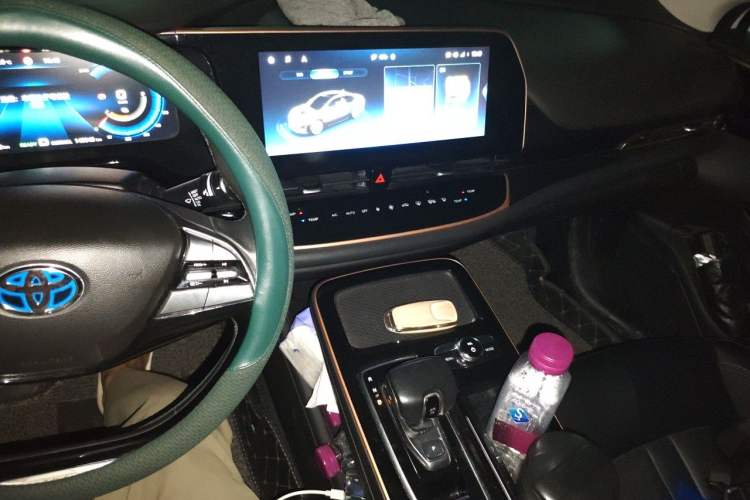 Used GAC Group Toyota iA5 2019 Luxury Edition Audio And AC Panel