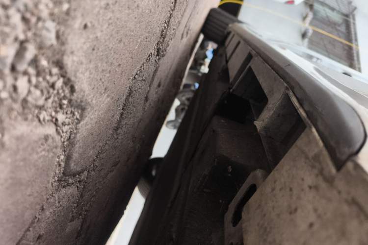 Used GAC Group Toyota iA5 2019 Luxury Edition Chassis Front Right