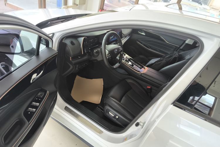 Used GAC Group Toyota iA5 2019 Luxury Edition Driver Seat