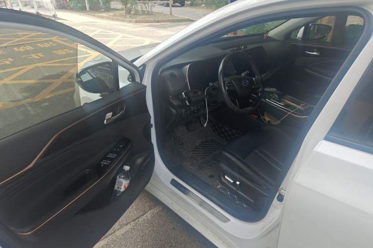 Used GAC Group Toyota iA5 2019 Luxury Edition Driver Seat