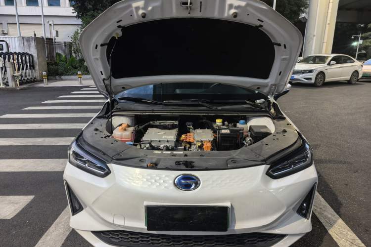 Used GAC Group Toyota iA5 2019 Luxury Edition Engine Bay