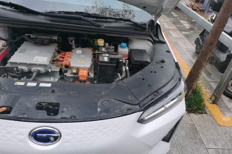 Used GAC Group Toyota iA5 2019 Leading Edition Engine Bay Left