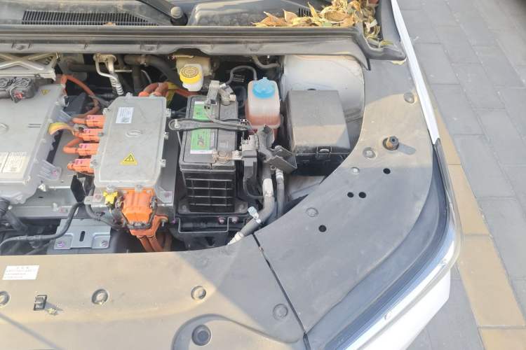 Used GAC Group Toyota iA5 2019 Leading Edition Engine Bay Left