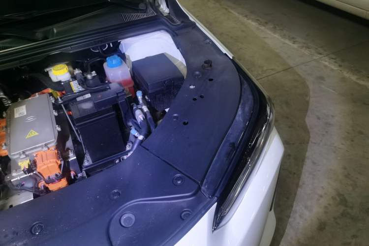 Used GAC Group Toyota iA5 2019 Leading Edition Engine Bay Left