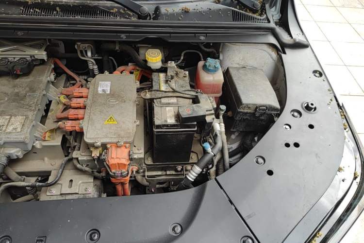 Used GAC Group Toyota iA5 2019 Leading Edition Engine Bay Left