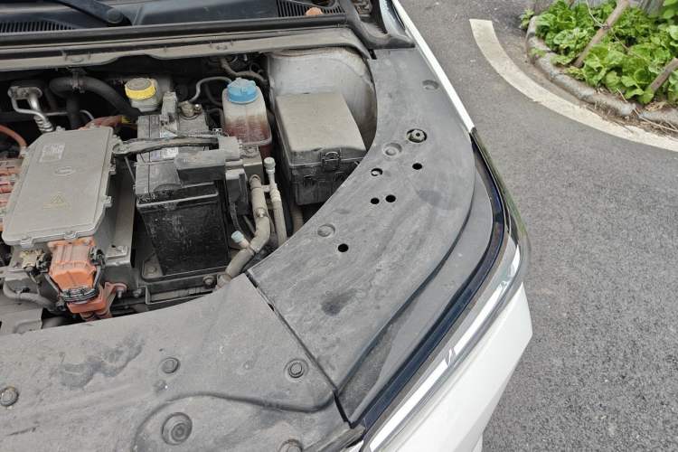 Used GAC Group Toyota iA5 2019 Leading Edition Engine Bay Left
