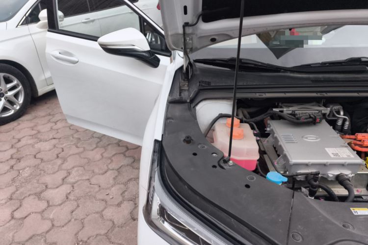 Used GAC Group Toyota iA5 2019 Luxury Edition Engine Bay Right