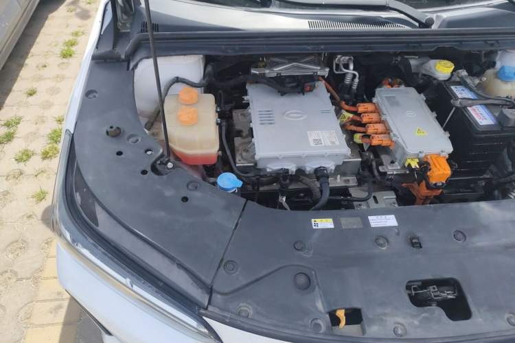 Used GAC Group Toyota iA5 2019 Leading Edition Engine Bay Right