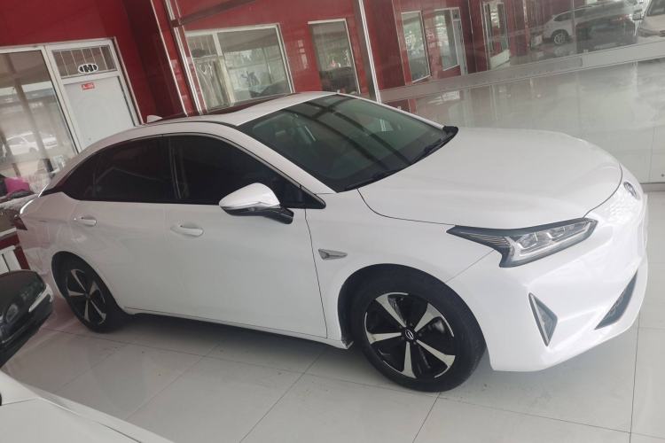 Used GAC Group Toyota iA5 2019 Luxury Edition Exterior 2