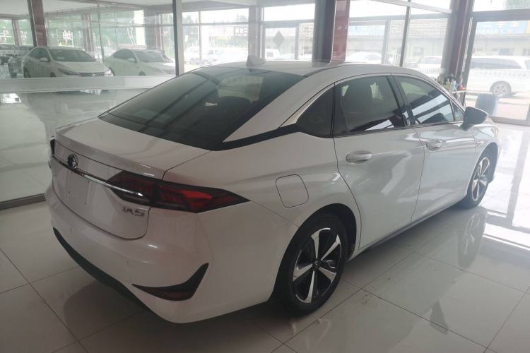 Used GAC Group Toyota iA5 2019 Luxury Edition Exterior 3