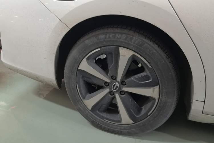 Used GAC Group Toyota iA5 2019 Leading Edition Exterior 4