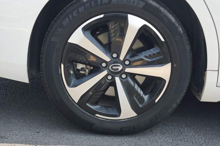 Used GAC Group Toyota iA5 2019 Leading Edition Exterior 4
