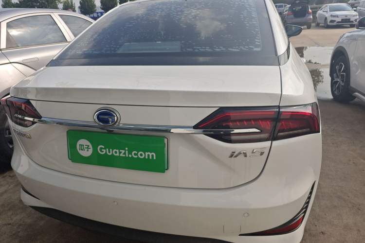 Used GAC Group Toyota iA5 2019 Luxury Edition Exterior 4