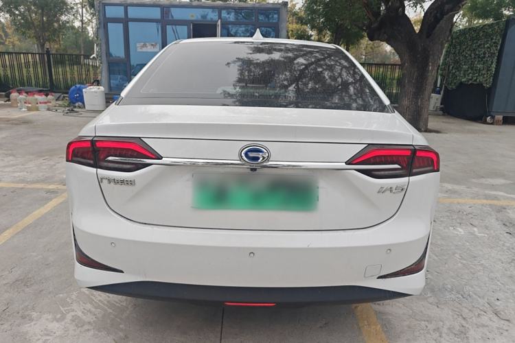 Used GAC Group Toyota iA5 2019 Luxury Edition Exterior 4
