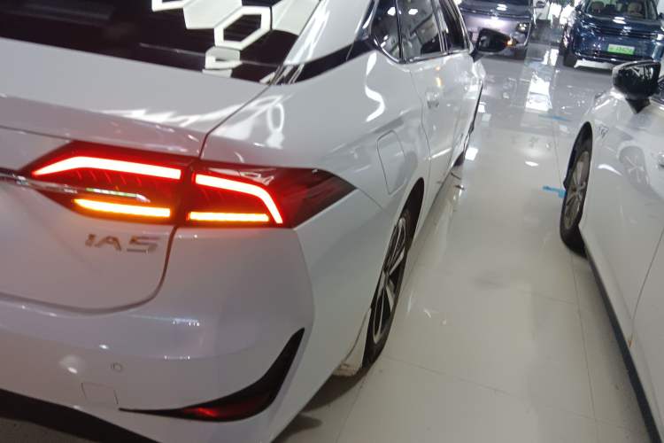 Used GAC Group Toyota iA5 2019 Leading Edition Exterior 6
