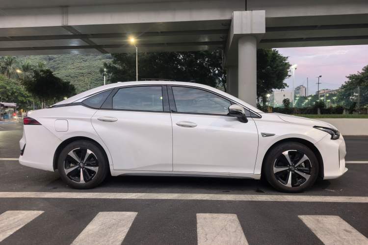 Used GAC Group Toyota iA5 2019 Luxury Edition Exterior 8