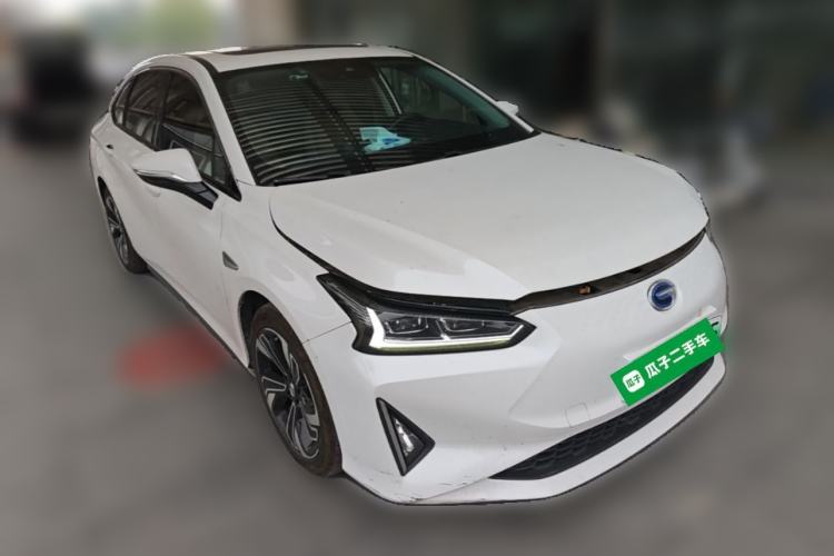 Used GAC Group Toyota iA5 2019 Deluxe Edition Front Right 45 Deg