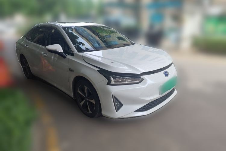Used GAC Group Toyota iA5 2019 Luxury Edition Front Right 45 Deg
